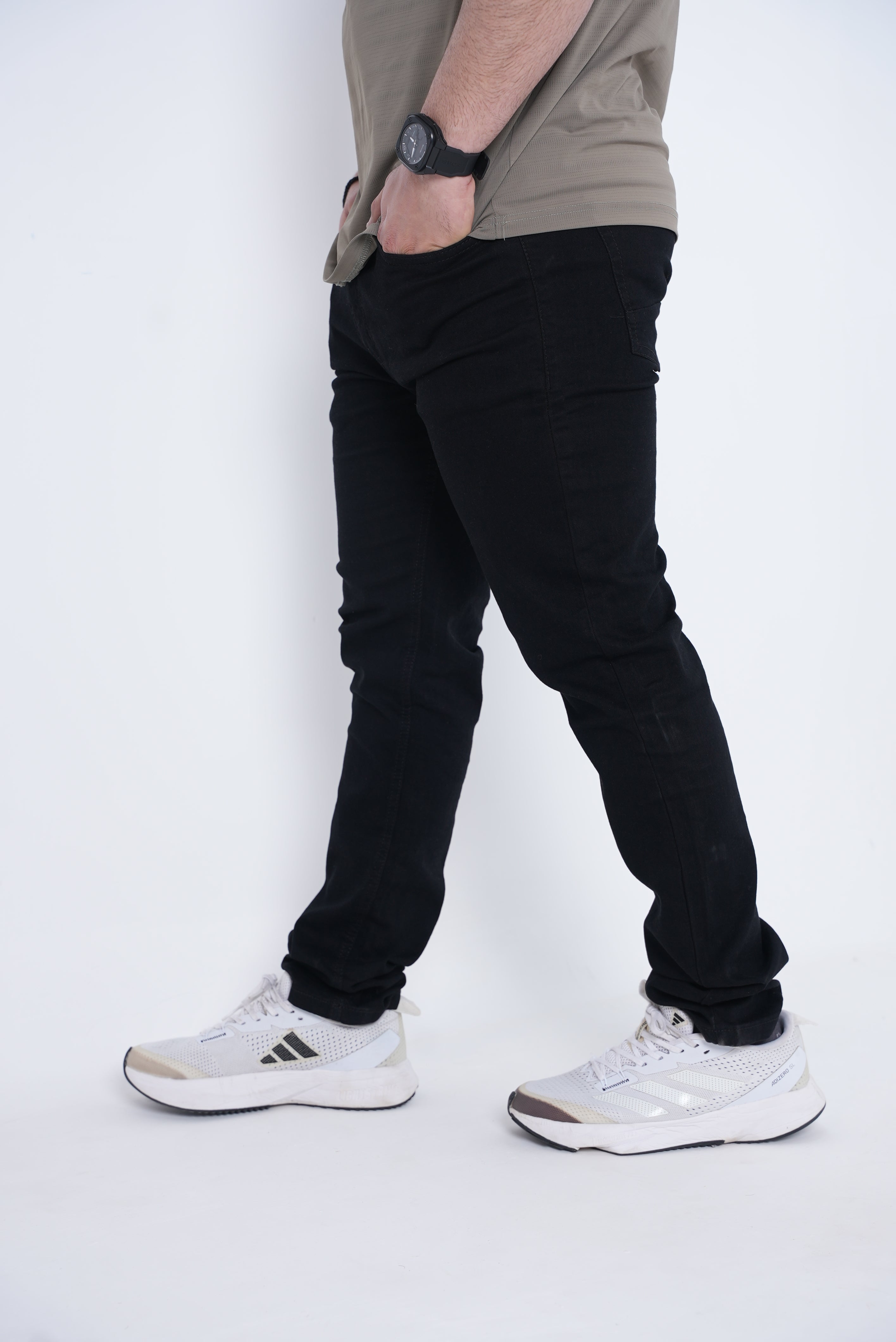 Premium Stretch Straight Fit Denim – Black