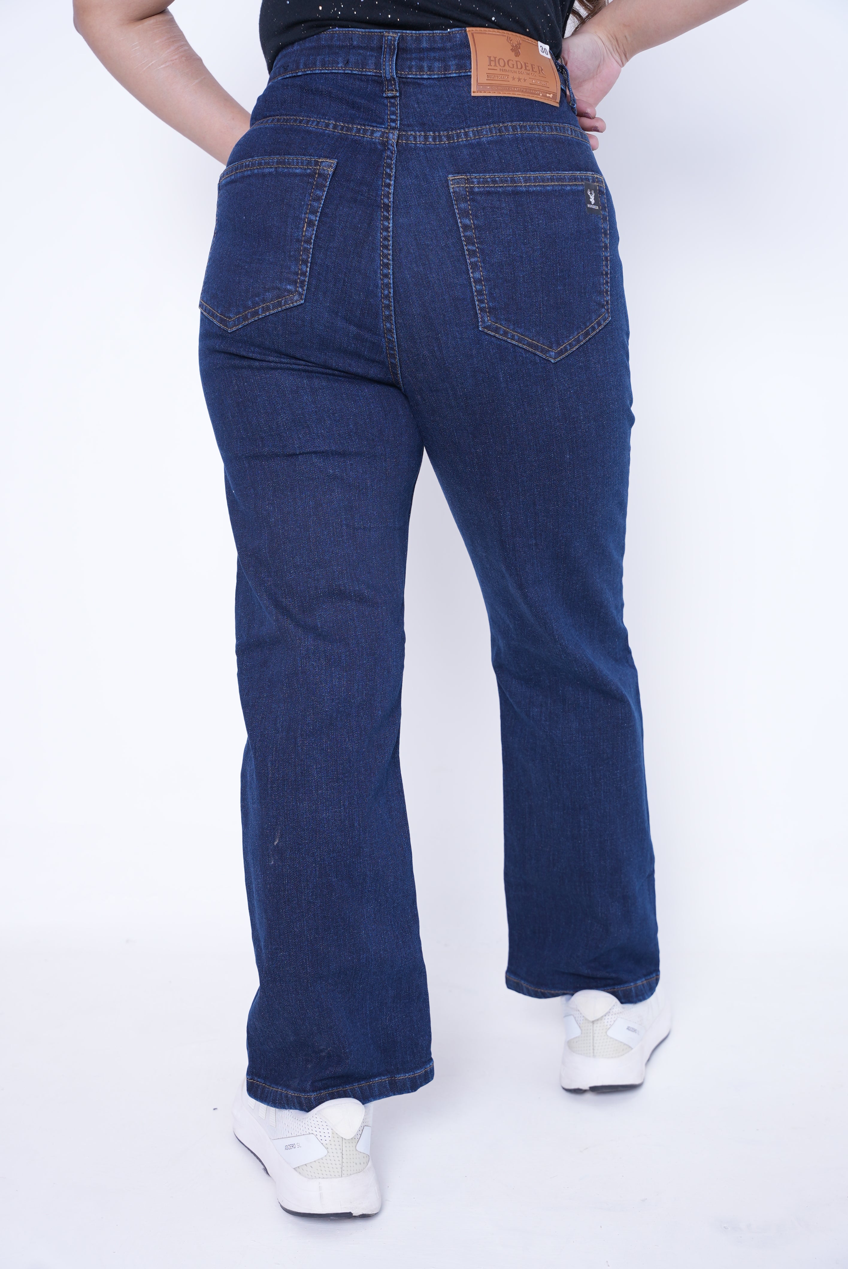 Classic Women’s Straight Fit Denim Jeans- Dark Blue