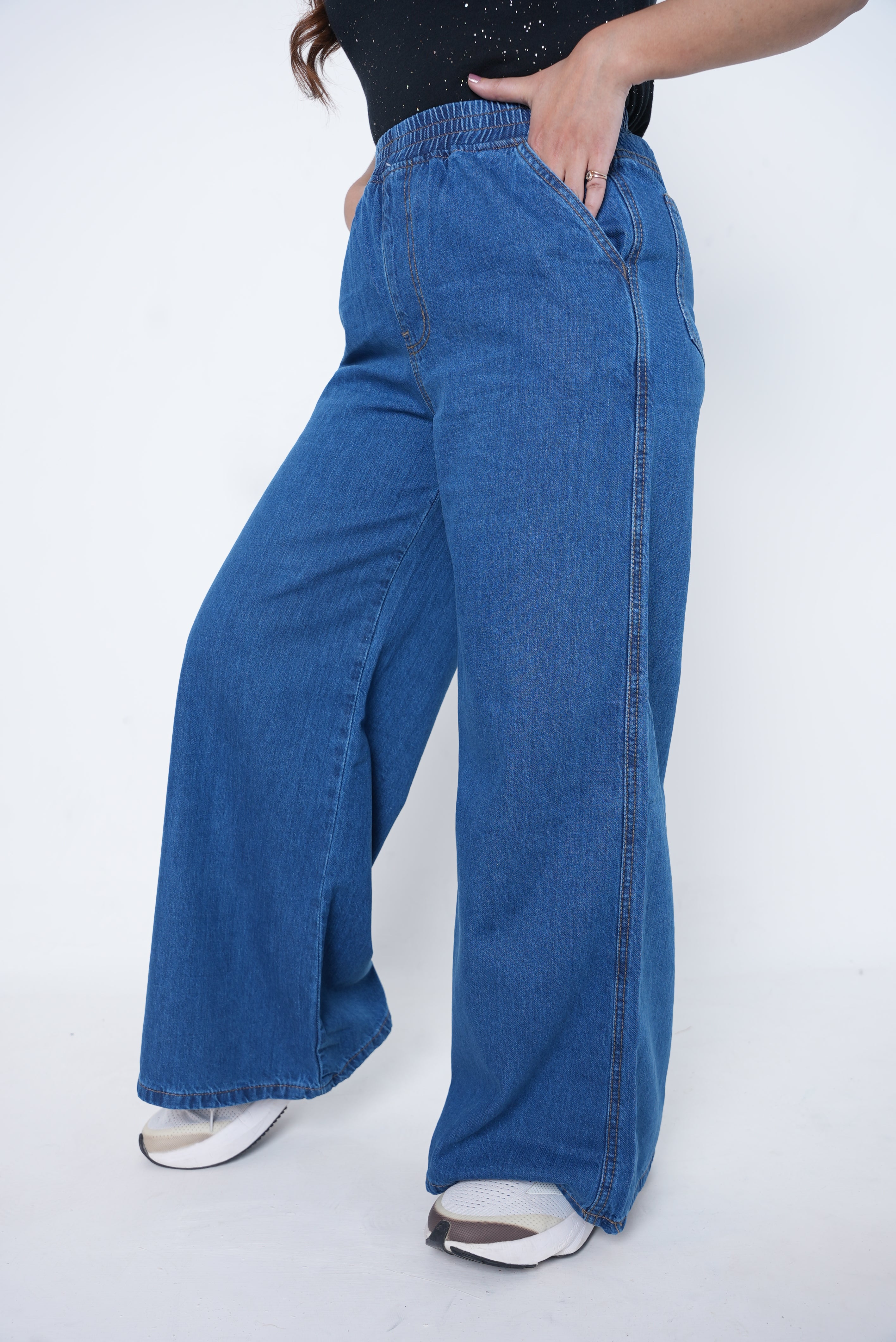 Women’s Stretch Boot Cut Denim Jeans- Light Blue