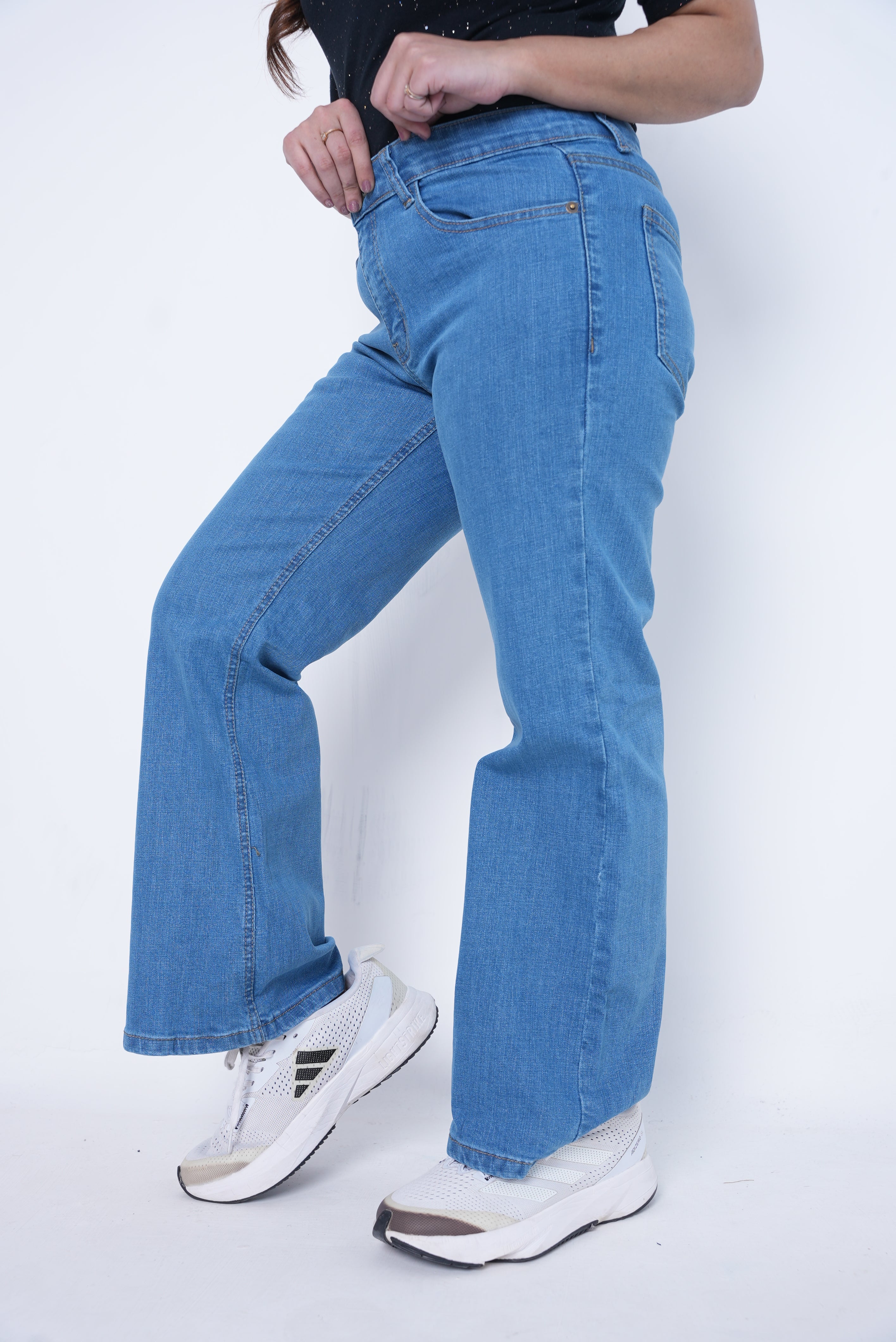 Women’s Statement Flared Denim Jeans- Mid Blue