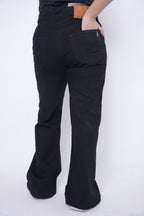 Women’s Statement Flared Denim Jeans- Black