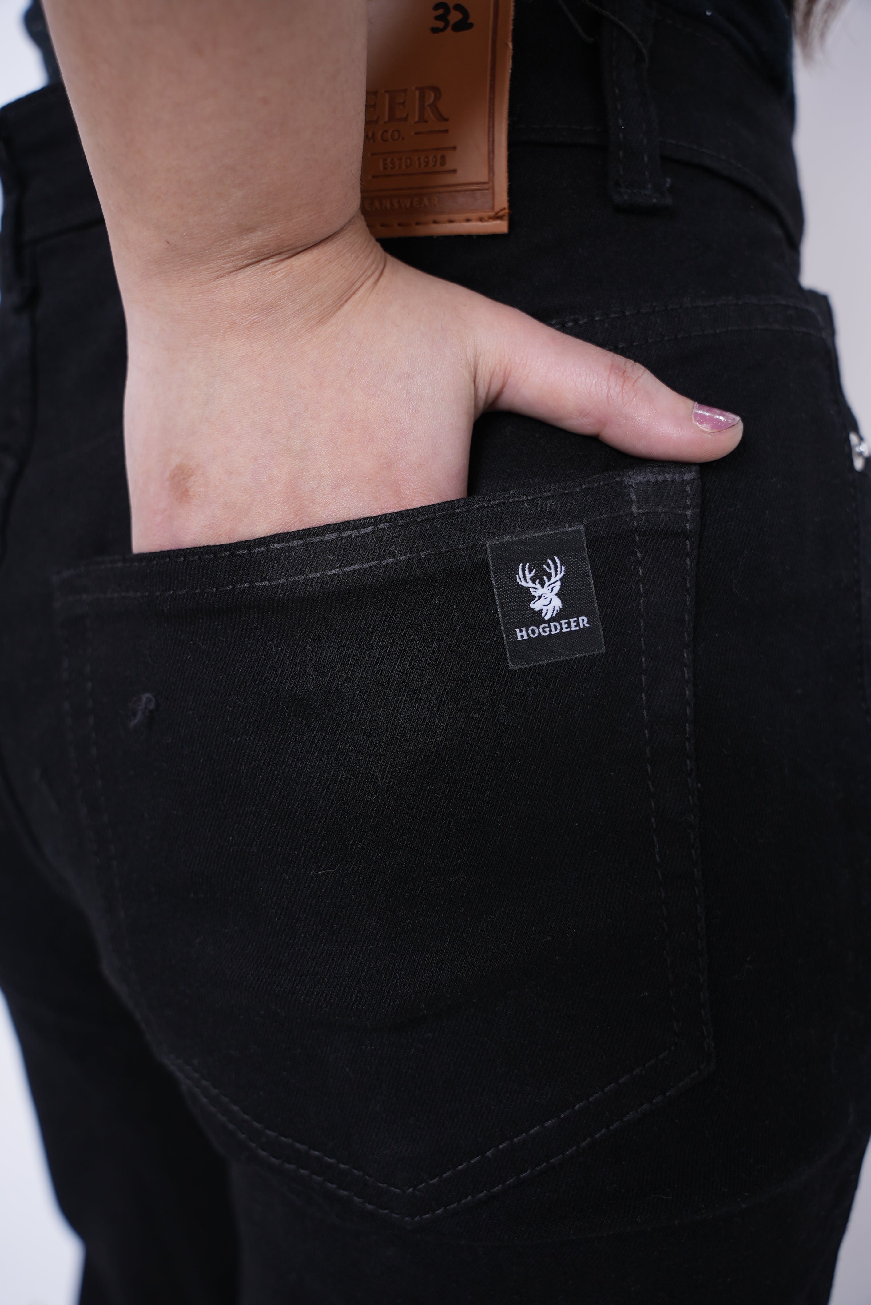 Women’s Statement Flared Denim Jeans- Black